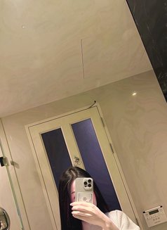 Yoona - escort in Taipei Photo 4 of 7