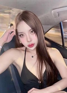 Yori - masseuse in Bangkok Photo 1 of 1