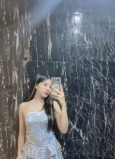 Yoshi Busty Escort - puta in Bangkok Photo 4 of 5