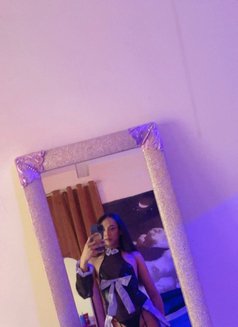 Yoshi - masseuse in Muscat Photo 6 of 8