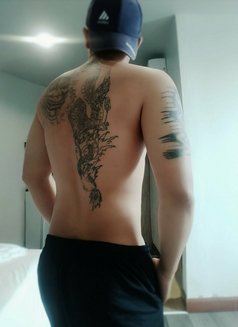 Yoshi Thailand - masseur in Bangkok Photo 7 of 7
