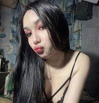 Yoshi Xu - escort in Manila