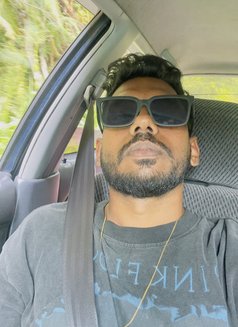 Yoshitha - Male escort in Colombo Photo 5 of 8