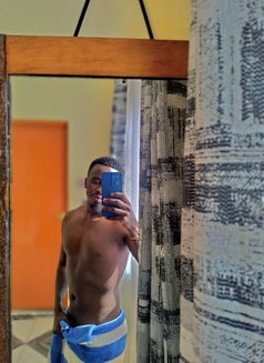 You - Male escort in Eldoret Photo 8 of 8