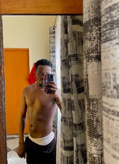 You - Acompañantes masculino in Eldoret Photo 5 of 10
