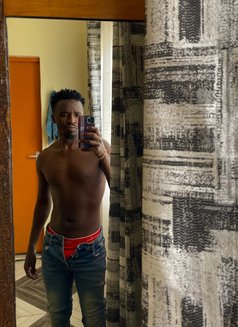 You - Acompañantes masculino in Eldoret Photo 9 of 10