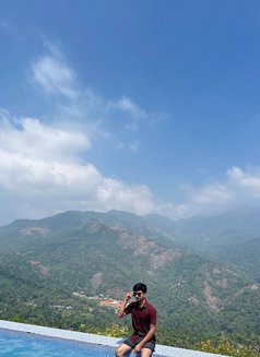 Shain 24/7 - Ready to Satisfy - Male escort in Al Manama Photo 5 of 14