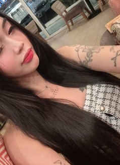 You're Hot Baby Girl - Transsexual escort in Makati City Photo 5 of 5