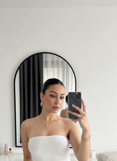 Youmi Classy Arabic عربيه - escort in İstanbul Photo 3 of 9