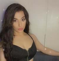 Youmi - Transsexual escort in Beirut