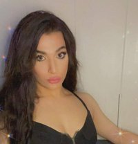 Youmi - Transsexual escort in Beirut Photo 9 of 11