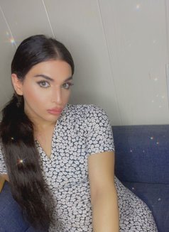 Youmi - Transsexual escort in Beirut Photo 15 of 16