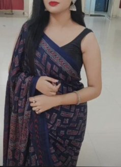 Youn Bhabhi - escort in Chennai Photo 3 of 3