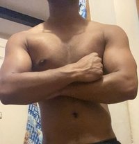 Young_Hard-Playboy - Acompañantes masculino in Dubai