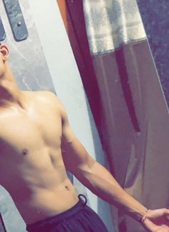 Young 24 Year Boy free meet - Acompañantes masculino in New Delhi Photo 2 of 2