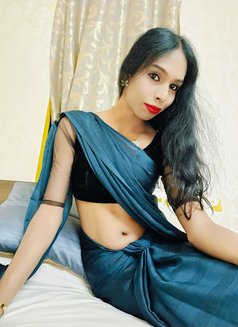 SEXY ROSHNI - Transsexual escort in Chennai Photo 2 of 21