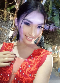 Young and Fresh Loise - Transsexual escort in Angeles City Photo 2 of 14
