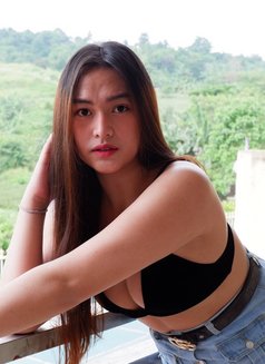 Young and Fresh18 - Transsexual escort in Makati City Photo 1 of 10