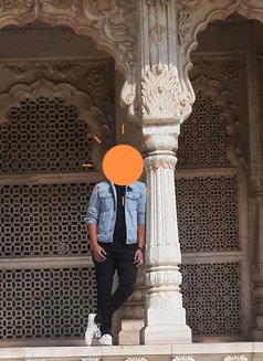 Young and hygienic Shivam - Acompañantes masculino in Pune Photo 2 of 2