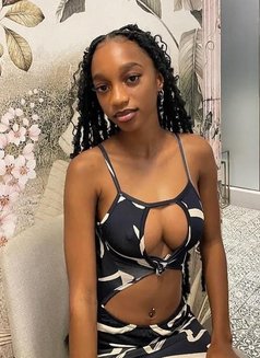 Young and Sexy African Girl Sonia - puta in Gurgaon Photo 1 of 2