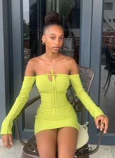 Young and Sexy African Girl Sonia - puta in Gurgaon Photo 2 of 2