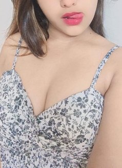 Young and Super Horny🥀 Liza Private's - puta in Pune Photo 4 of 4