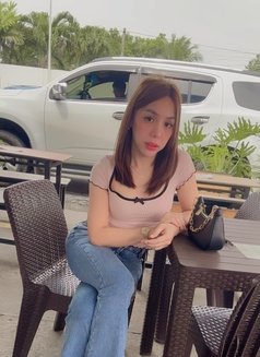 Young Bianca - Transsexual escort in Manila Photo 6 of 21