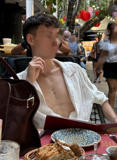 Korean big dick boy - Male escort in Bangkok Photo 2 of 4