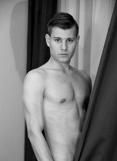 Young Blond Xxl - Male escort in Dubai Photo 2 of 19