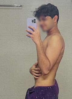 Young Boy 24y Old From Colombo - Male escort in Colombo Photo 1 of 1