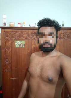 Young boy for Ladies - Acompañantes masculino in Colombo Photo 8 of 9