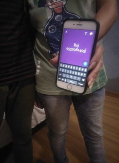 Young Boy for Married Ladies Only - Male escort in Lucknow Photo 7 of 9