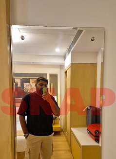 Young Boy for Your Satisfaction - Male escort in Ahmedabad Photo 1 of 4