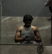 Let’s have fun together - Male escort in Mumbai