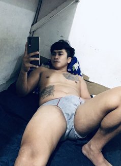 Young Boys 4 Hire - Male escort in Makati City Photo 1 of 4