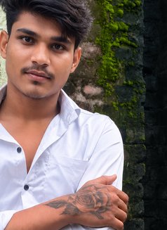 Young Bull8 - Acompañantes masculino in Gurgaon Photo 2 of 2