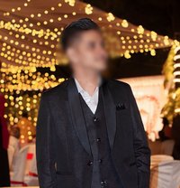 Young Call Boy Here - Male escort in Mumbai