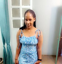 Young Classy and Beautiful Girl Katrina - puta in Gurgaon