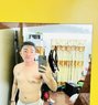 Young Cummer Jay - Acompañantes masculino in Manila Photo 1 of 4