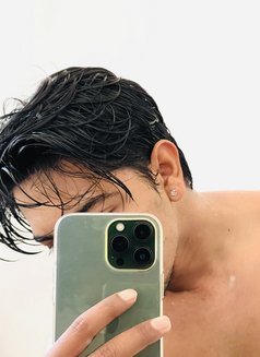 Young Ellis - Acompañantes masculino in Colombo Photo 3 of 3