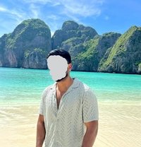 Young indian,massag,oral,couple friendly - Acompañantes masculino in Dubai