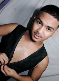 Young Exotic - Acompañantes masculino in Manila Photo 13 of 13