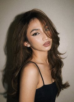 Young&fresh_Sofia🦢 - Acompañantes transexual in Makati City Photo 6 of 9