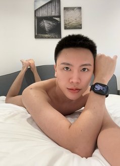 Young gay Thailand 🇹🇭🇦🇪(vip) - masseuse in Dubai Photo 1 of 7