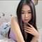 Young Girl Slim - puta in Singapore Photo 1 of 8