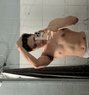 Young Good Boy - Intérprete masculino de adultos in Manila Photo 6 of 8