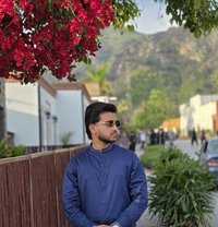 Young Horse - Male escort in Dubai