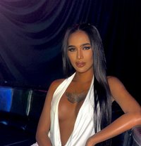 Young Hot Latina (JUST ARRIVED) - escort in Macao