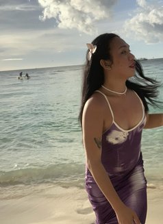 Young & Juicy Ts Sky - Acompañantes transexual in Manila Photo 1 of 10