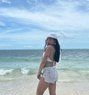 Young & Juicy Ts Sky - Transsexual escort in Manila Photo 3 of 6